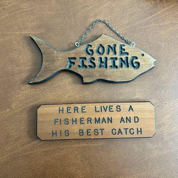 Fishing Wooden Hanging Plaques Lot of 2 Man Cave Gone Fishing Welcome Best Catch - Picture 3 of 5